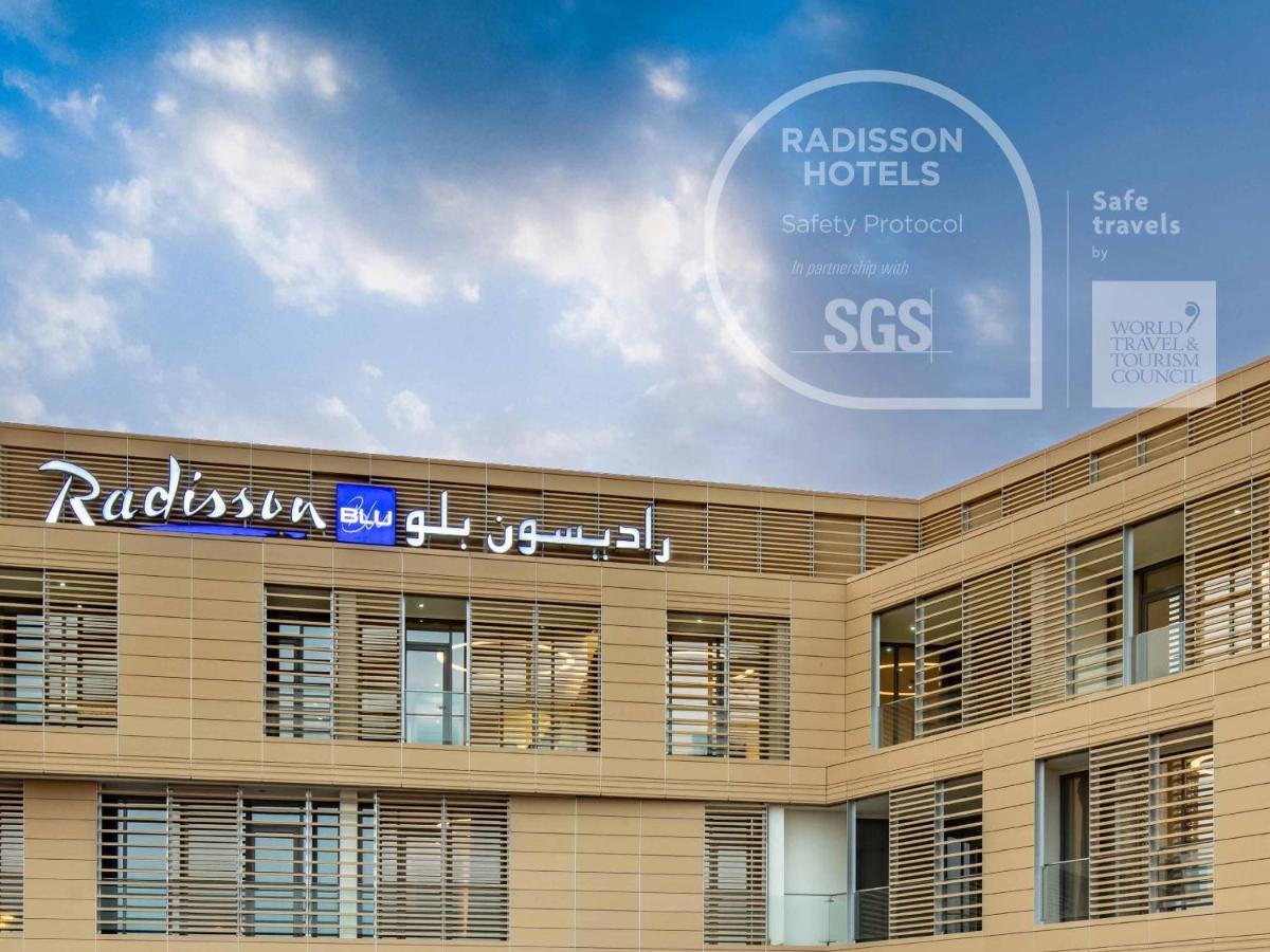 Radisson Blu Hotel & Residence, Riyadh Diplomatic Quarter Exterior photo